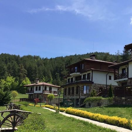 Хотел Планински Кът Dorkovo ภายนอก รูปภาพ